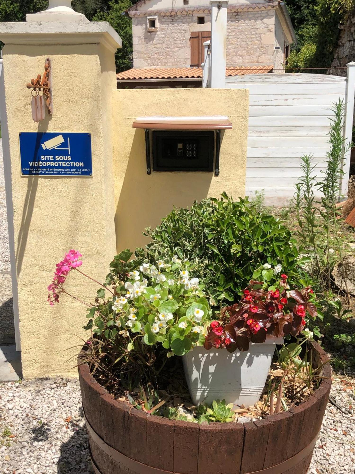 D'Est En Ouest Villa Montcuq Kültér fotó